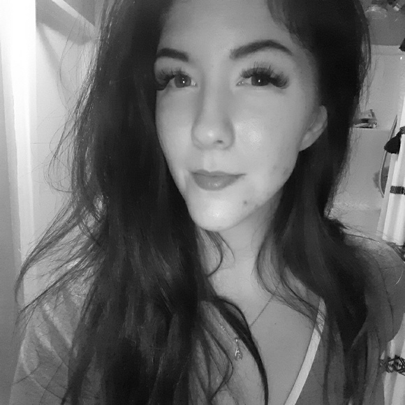 Meet your Posher, Victoria - Picture 1 of 1